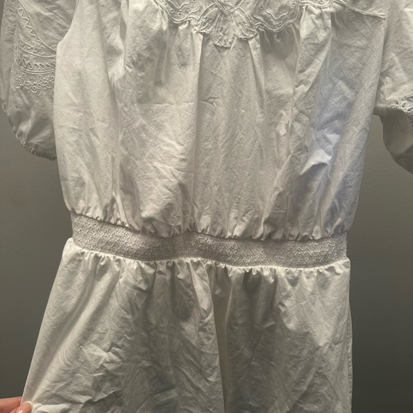 Aritzia address - Picture 5 of 7